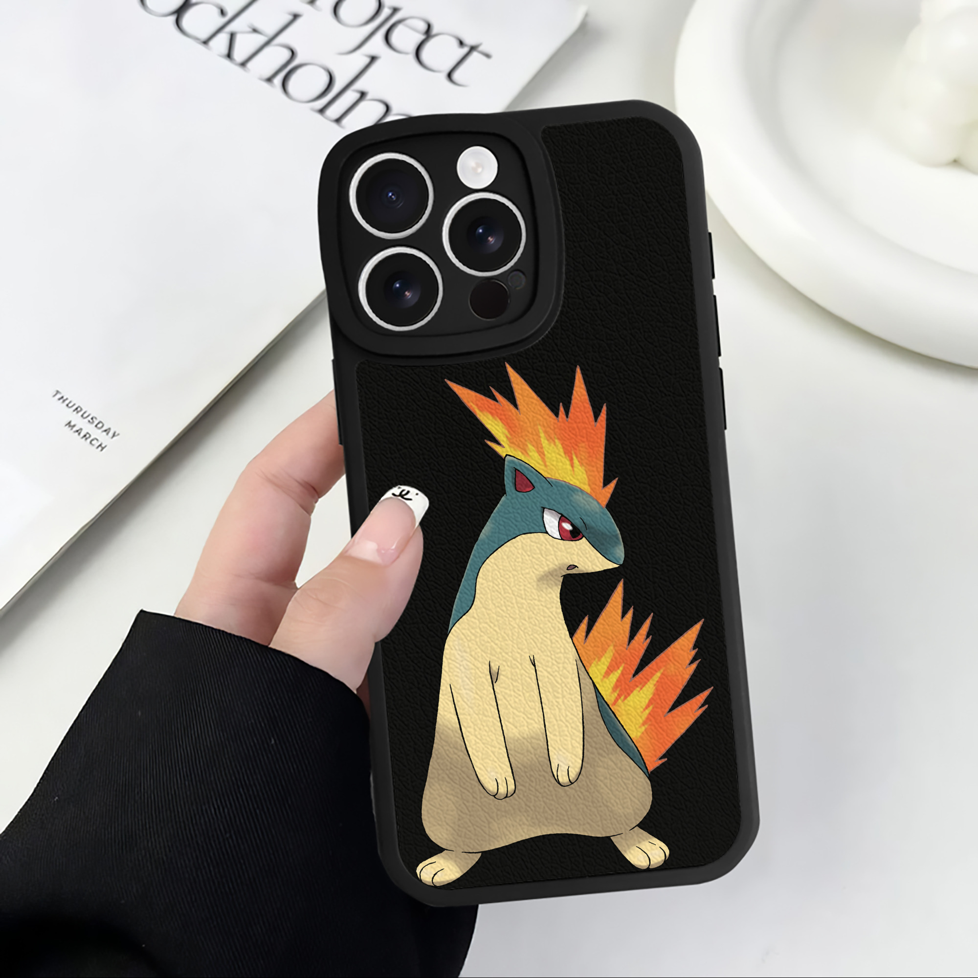 ポケットモンスター Pokémon 【iPhone 16シリーズ対応】シリコンスマホケース（レザー調） 材質：シリコン