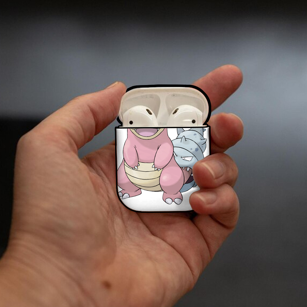 ポケットモンスター Pokémon AirPods 第2世代保護ケース ハードシェル ブラック 耐衝撃・防指紋・カラビナ付き