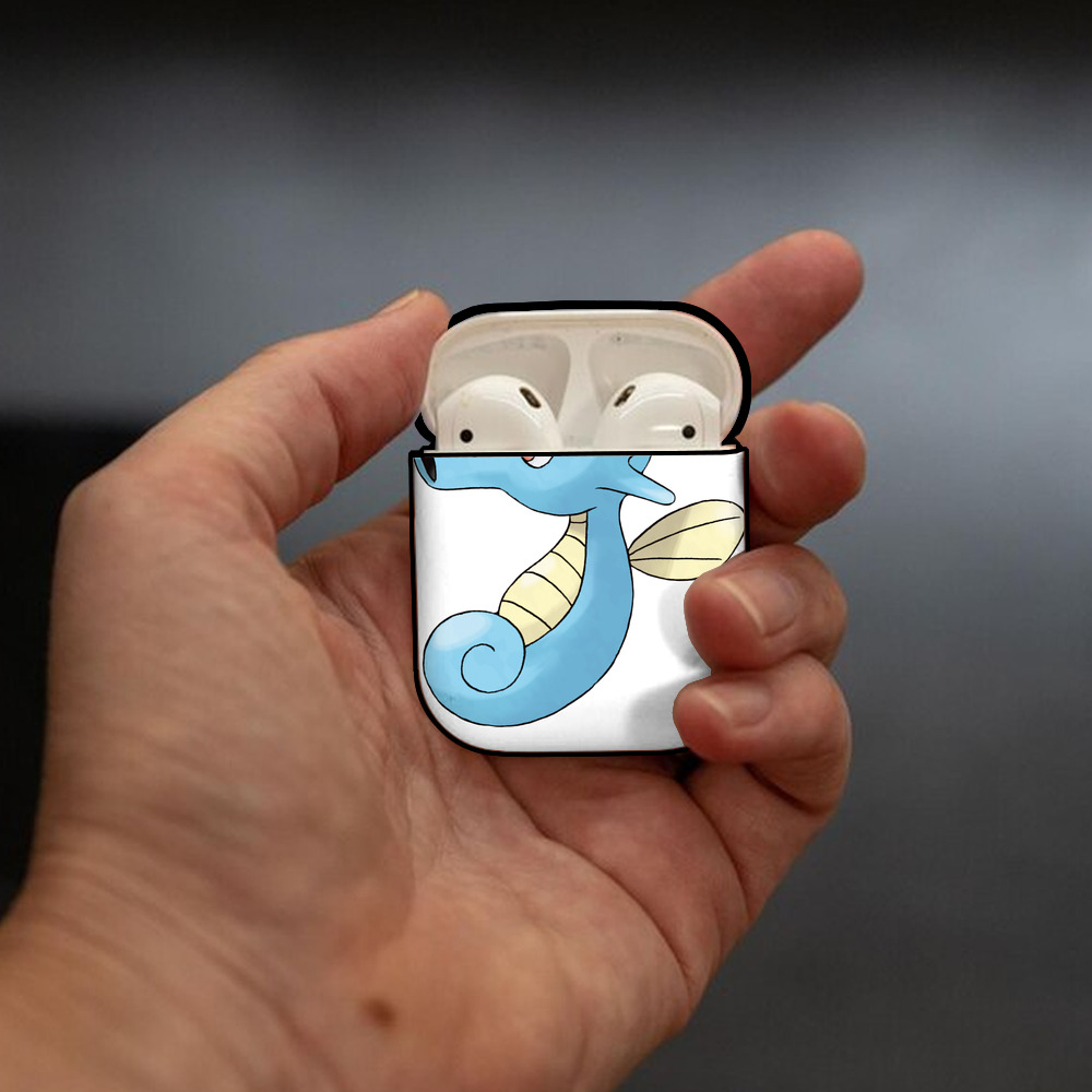 ポケットモンスター Pokémon AirPods 第2世代保護ケース ハードシェル ブラック 耐衝撃・防指紋・カラビナ付き