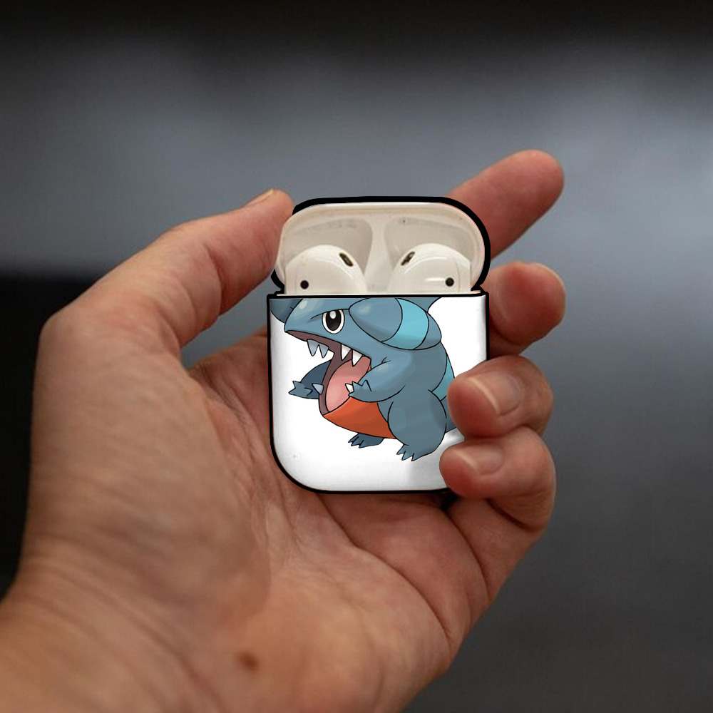 ポケットモンスター Pokémon AirPods 第2世代保護ケース ハードシェル ブラック 耐衝撃・防指紋・カラビナ付き
