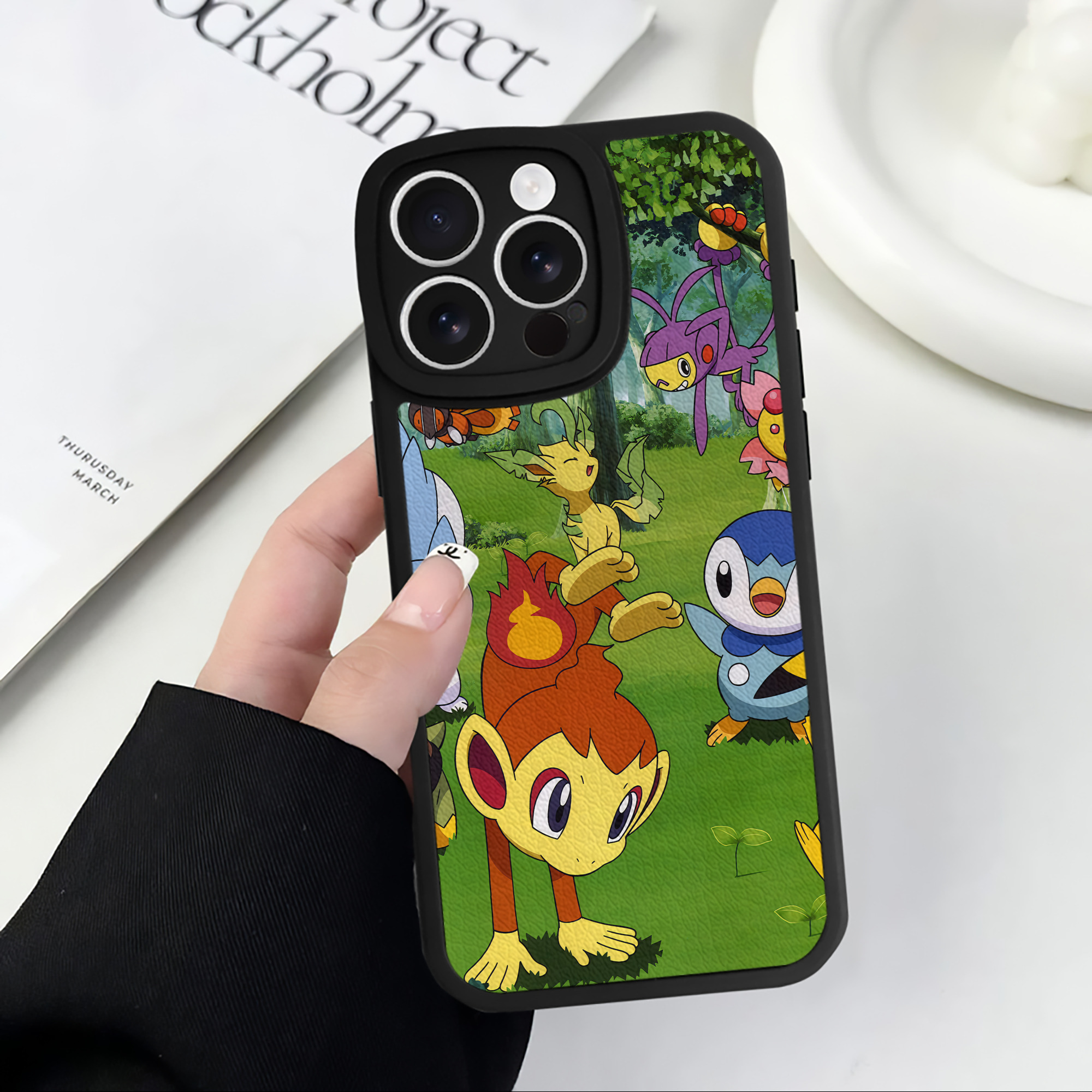 ポケットモンスター Pokémon 【iPhone 16シリーズ対応】シリコンスマホケース（レザー調） 材質：シリコン